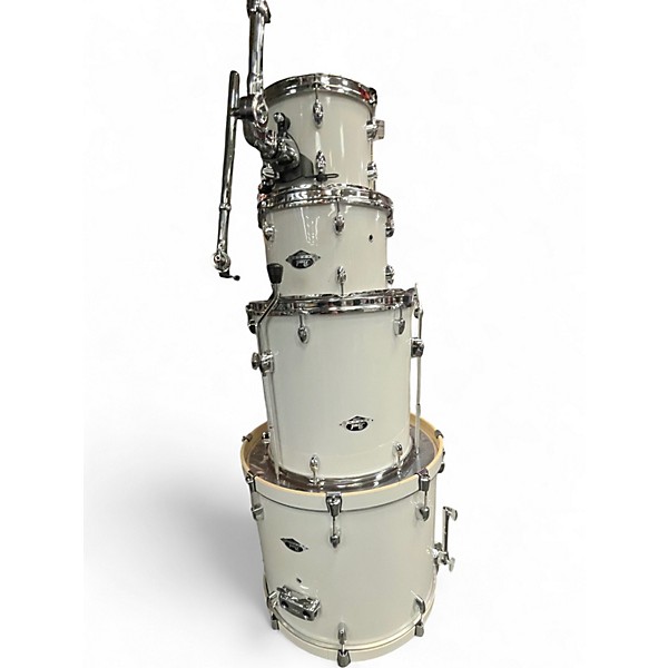 Used Pearl 5 Piece Export White Drum Kit