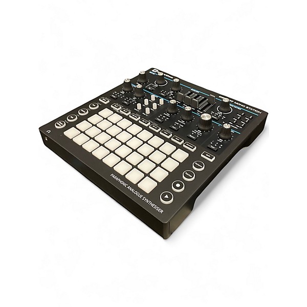 Used Novation circuit mono station Synthesizer