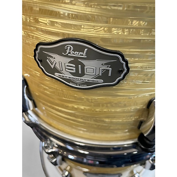 Used Pearl 4 Piece Vision Antique Cream Oyster Drum Kit