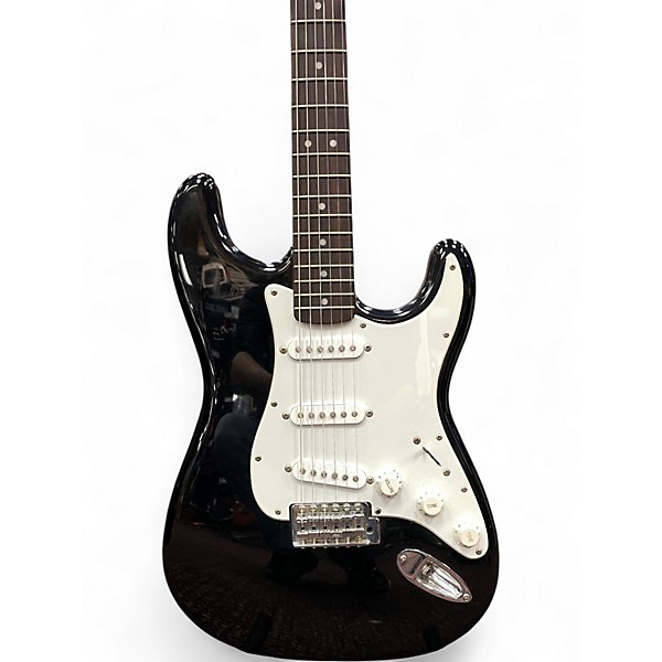 Used Squier Affinity Stratocaster Black Solid Body Electric Guitar