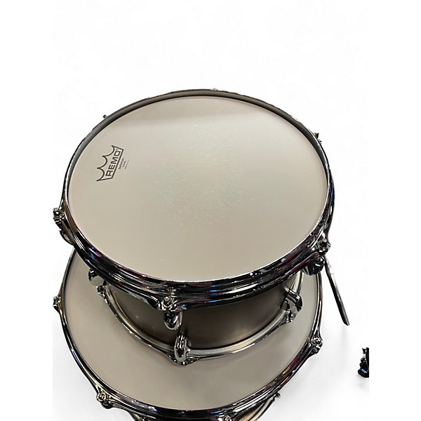 Used Yamaha 4 Piece TOUR CUSTOM  Licorice Satin Drum Kit