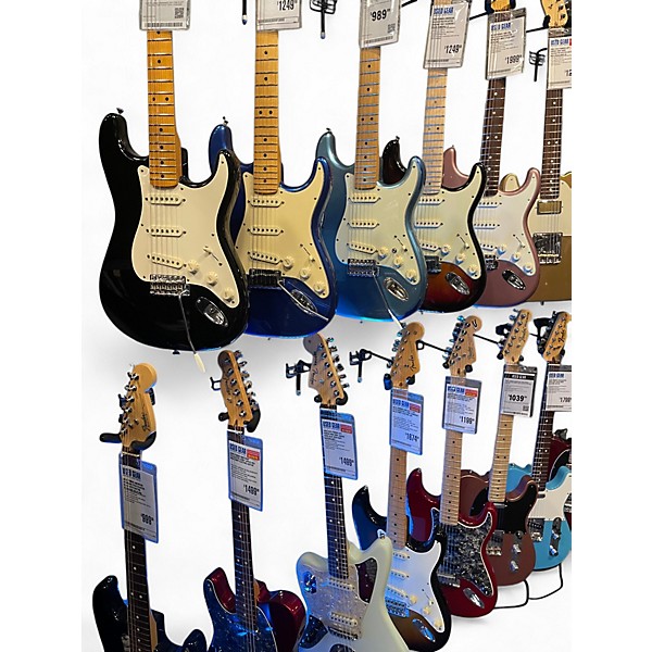 Used Fender 1959 American Vintage Stratocaster Sherwood Green Solid Body Electric Guitar