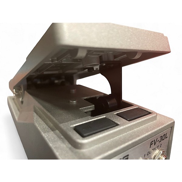 Used BOSS FV-30L Pedal