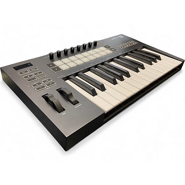 Used Novation LAUNCHKEY25