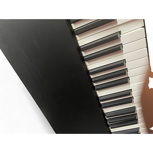 Used Native Instruments Komplete Kontrol S88 MK3 Keyboard Workstation