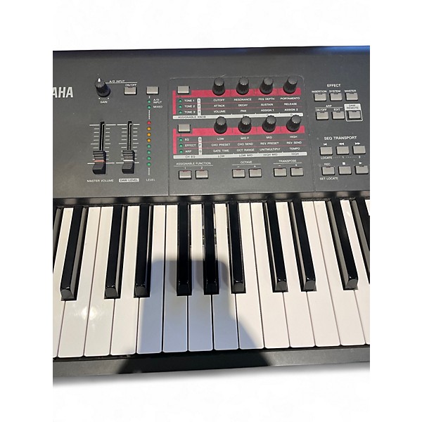 Used Yamaha MOX8 88 Key Keyboard Workstation