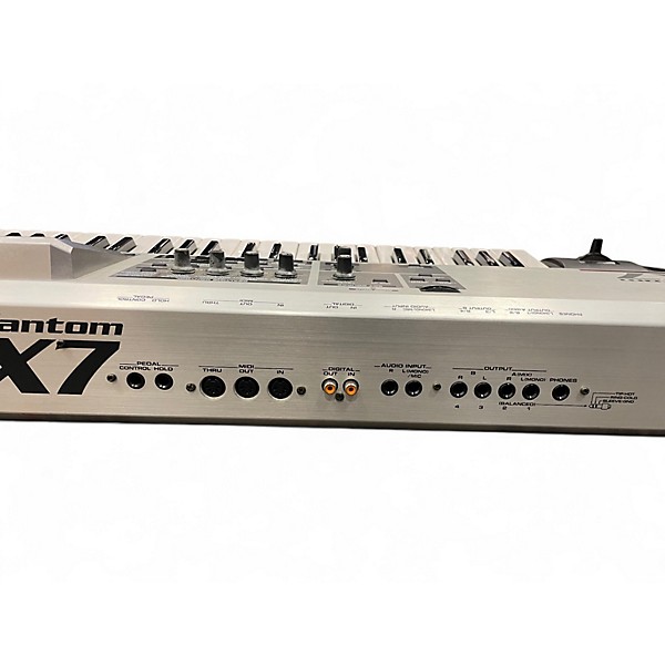 Used Roland FANTOM X7 Keyboard Workstation