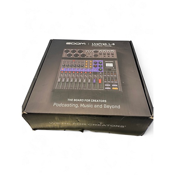Used Zoom LIVE TRAK L8 Powered Mixer