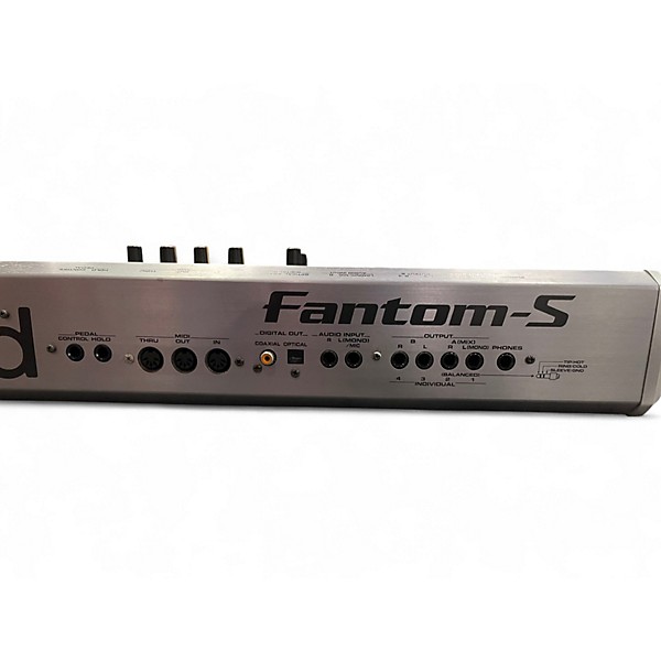Used 2003 Roland Fantom S Synthesizer