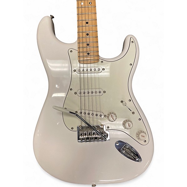 Used Fender Player Stratocaster Polar White Solid Body Electric Guitar