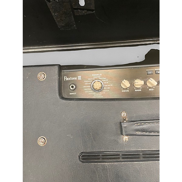 Used 2000s Line 6 Flextone III Guitar Combo Amp