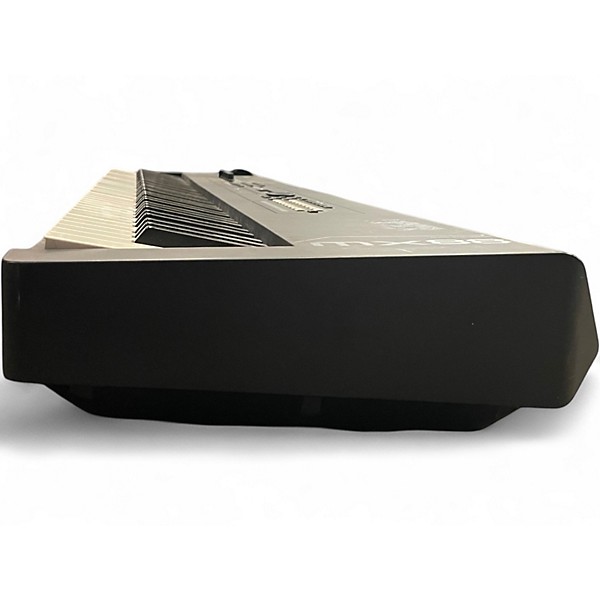 Used Yamaha MX88 Synthesizer