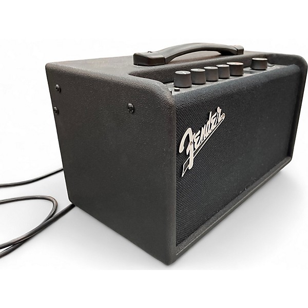 Used Fender MUSTANG LT40 Guitar Combo Amp