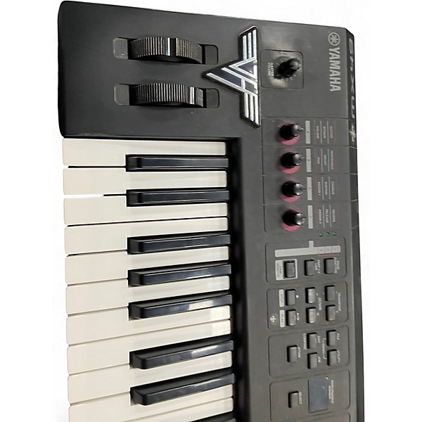Used Yamaha MX49 49 Key Keyboard Workstation