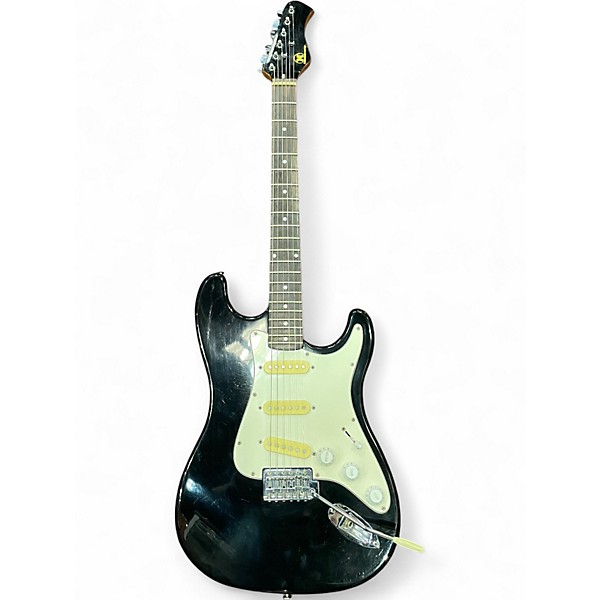 Used Hondo H7600 CMB STRAT Black and White Solid Body Electric Guitar