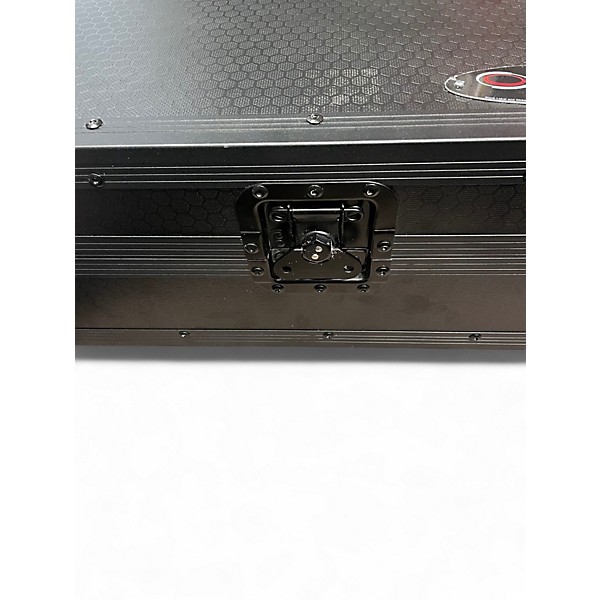 Used Pioneer DJ CDJ3000 W/ODYSSEY ROADCASE DJ Controller