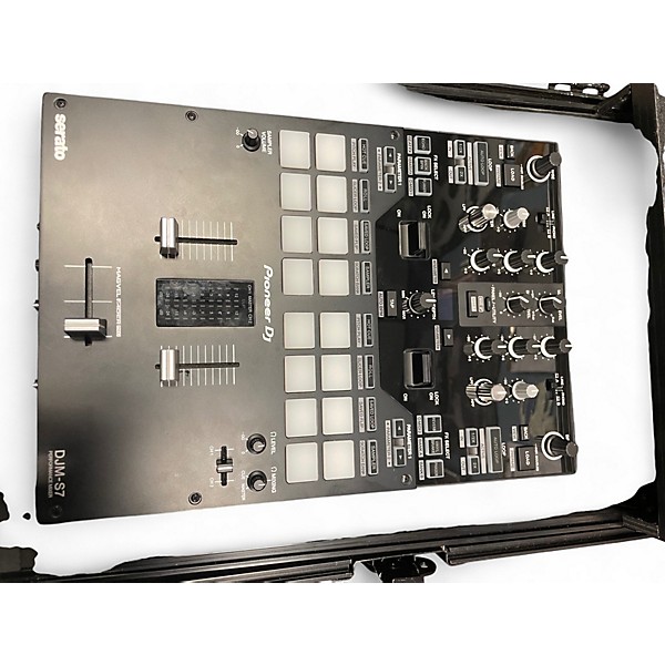 Used Pioneer DJ DJMS7 W/ODYSSEY ROADCASE DJ Controller