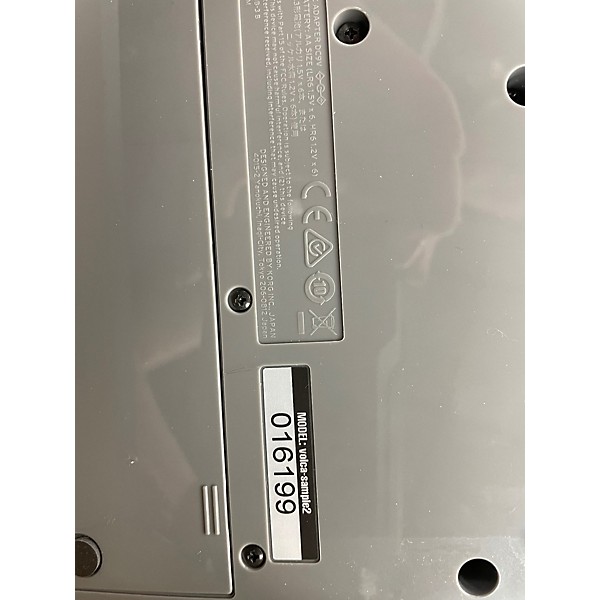 Used KORG VOLCA SAMPLE Synthesizer