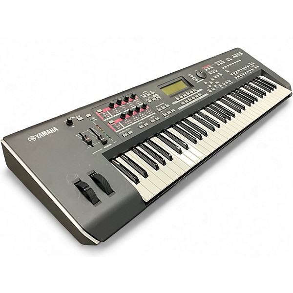 Used Yamaha MOX6 61 Key Keyboard Workstation