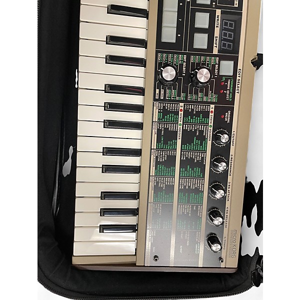 Used KORG MICROKORG Synthesizer