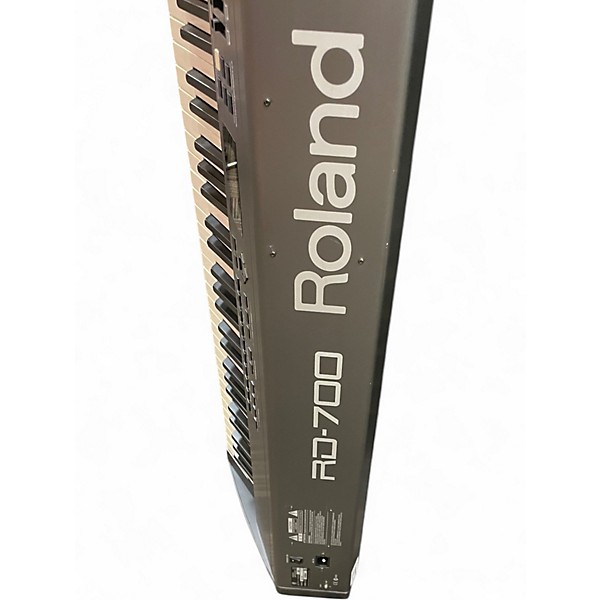 Used Roland RD700 Keyboard Workstation