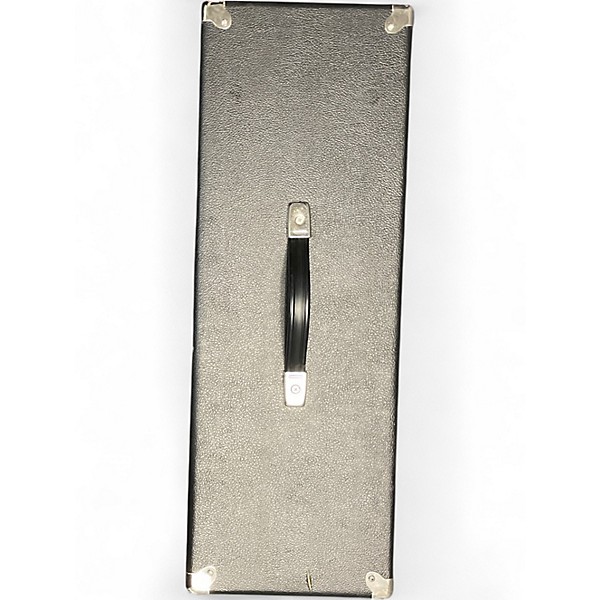 Used Fender 2x12 Bass Cabinet