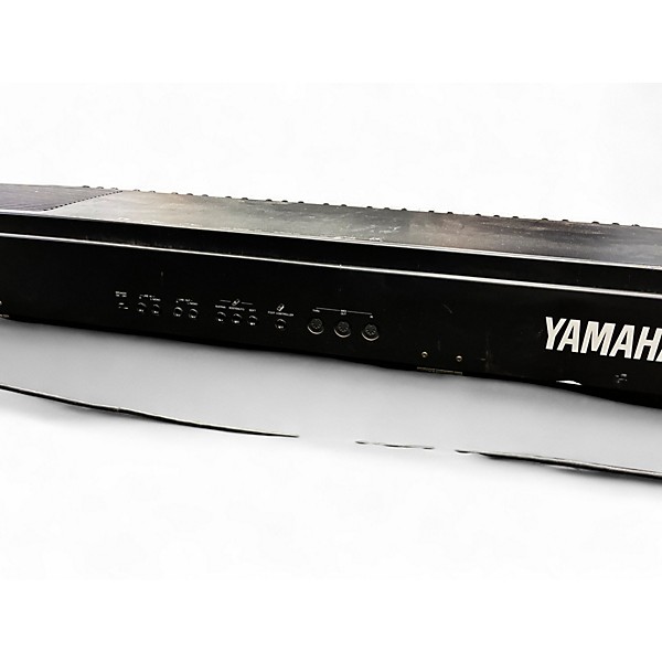 Used Yamaha PF100 Keyboard Workstation