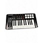 Used M-Audio Oxygen 25 Key MIDI Controller thumbnail