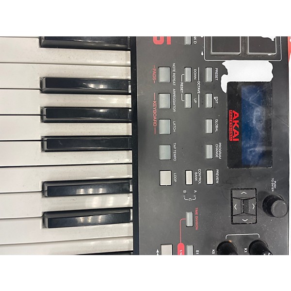 Used Akai Professional MPK225 25-Key MIDI Controller