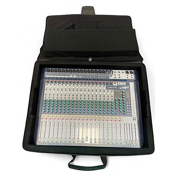 Used Soundcraft SIGNATURE 22 Unpowered Mixer