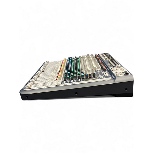 Used Soundcraft SIGNATURE 22 Unpowered Mixer