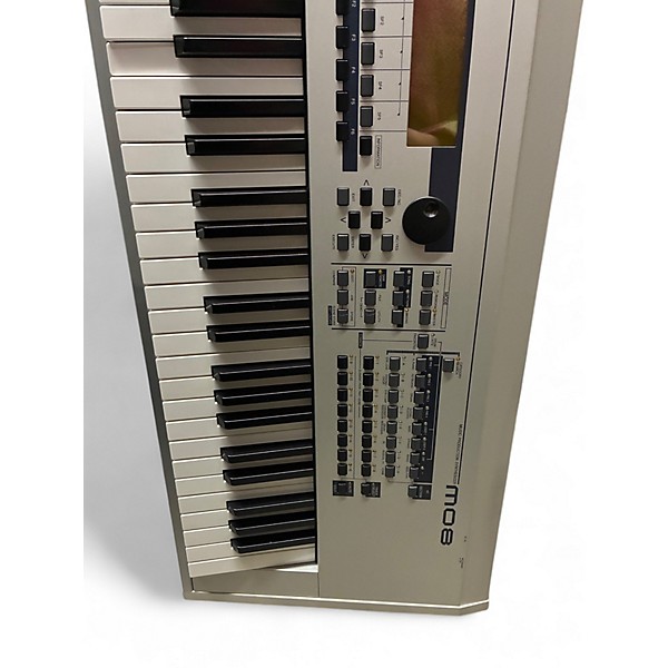Used Yamaha MO8 88 Key Keyboard Workstation
