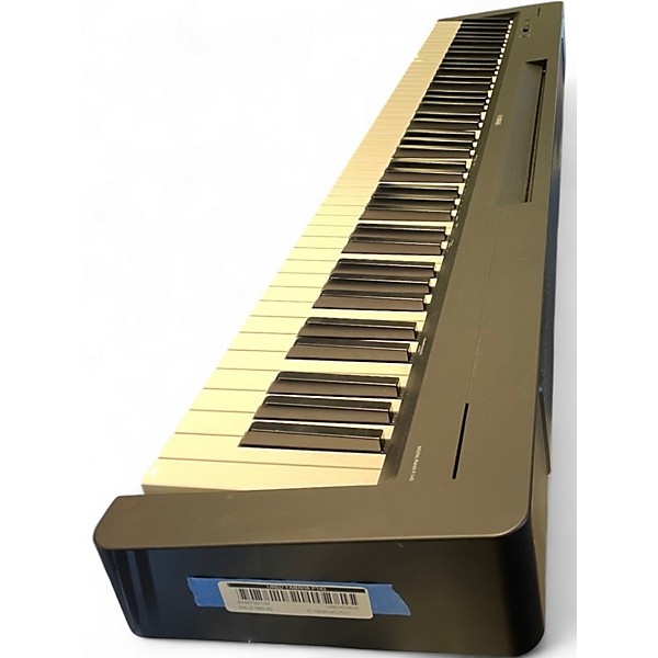 Used Yamaha P143