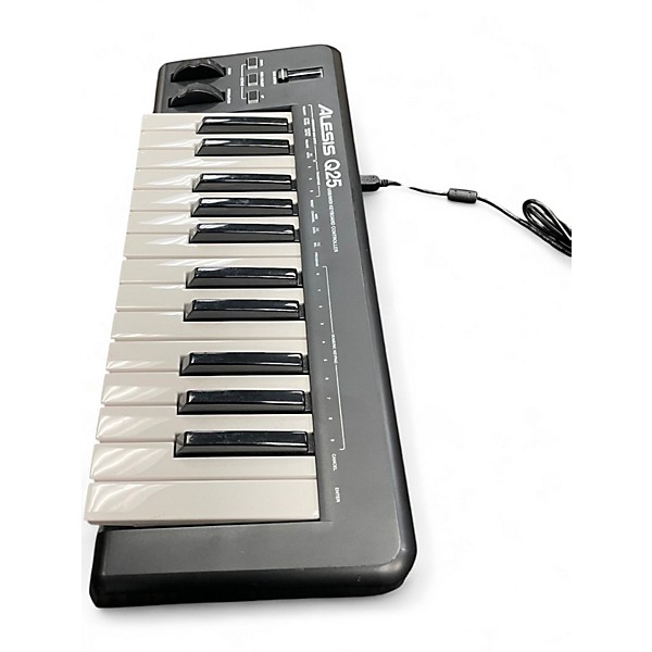 Used Alesis Q25 25 Key MIDI Controller