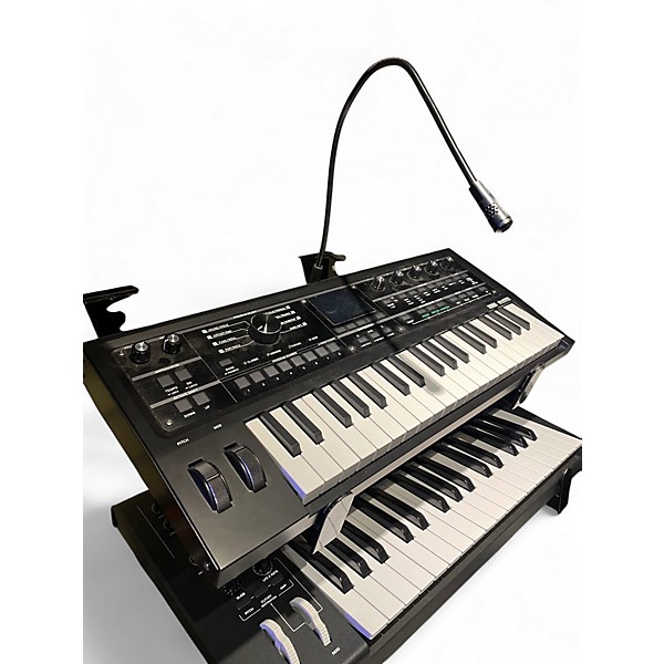 Used KORG MicroKORG 2 Synthesizer