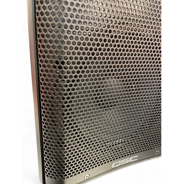 Used QSC CP8 Powered Speaker