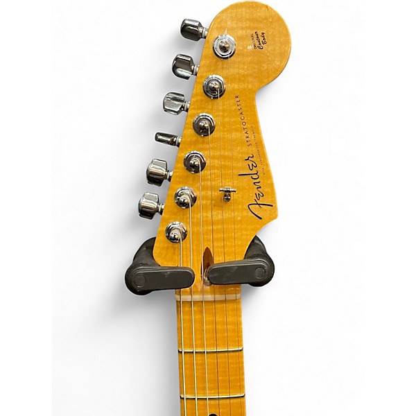 Used 2009 Fender Custom Shop Custom Deluxe Stratocaster Candy Apple Red Solid Body Electric Guitar