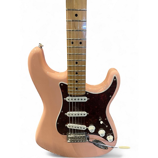 Used Fender LIMITED EDITION PLAYER STRATOCASTER Shell Pink Solid Body Electric Guitar