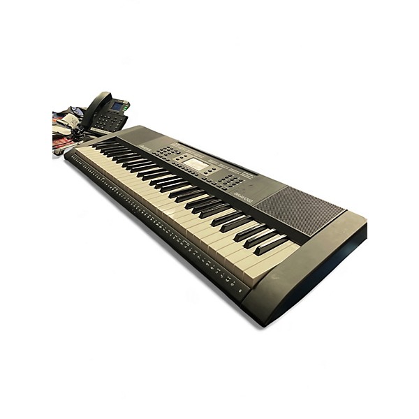 Used Alesis BRAVO 61 Portable Keyboard