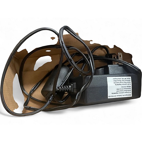 Used Line 6 HX Stomp Effect Processor