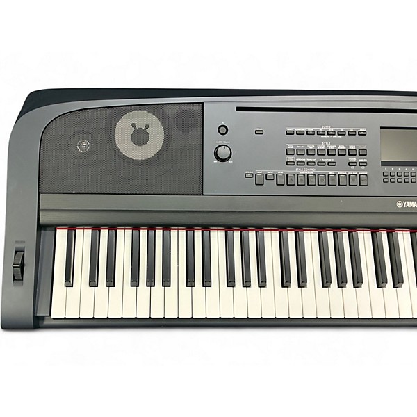 Used Yamaha DGX670 Digital Piano