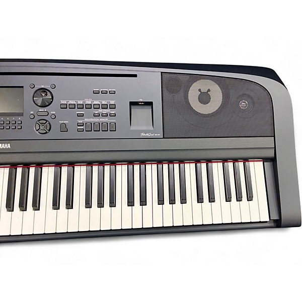 Used Yamaha DGX670 Digital Piano
