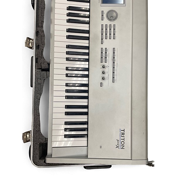 Used KORG Triton Pro X 88 Key Keyboard Workstation