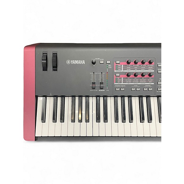 Used Yamaha MOXF8 88 Key Keyboard Workstation