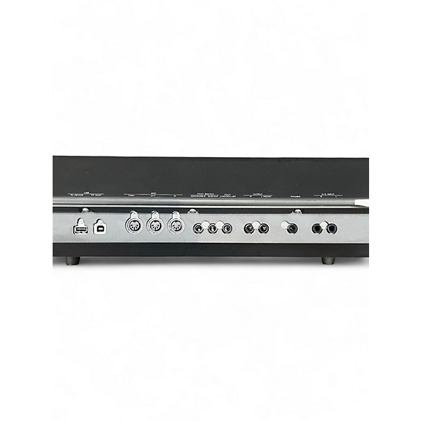 Used Yamaha MOXF8 88 Key Keyboard Workstation