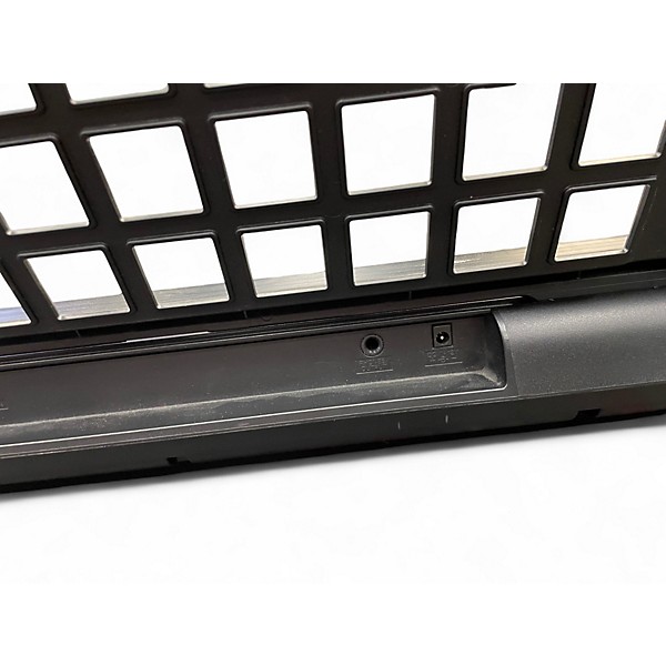 Used Yamaha PSR-E203 Portable Keyboard