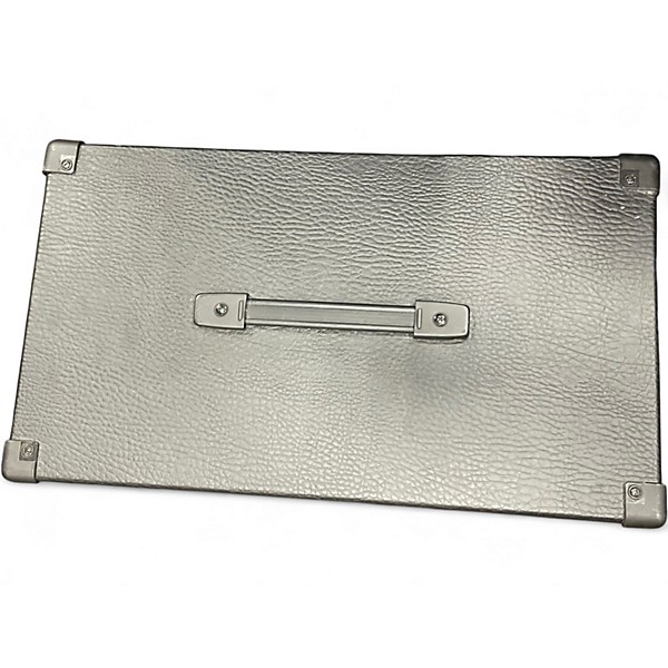 Used Peavey PHASE 2 Guitar Cabinet