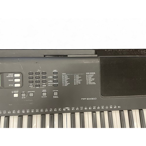 Used Yamaha PSREW310 76 KEY Keyboard Workstation
