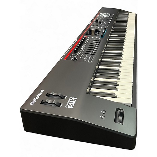 Used Roland Fantom 08 Keyboard Workstation