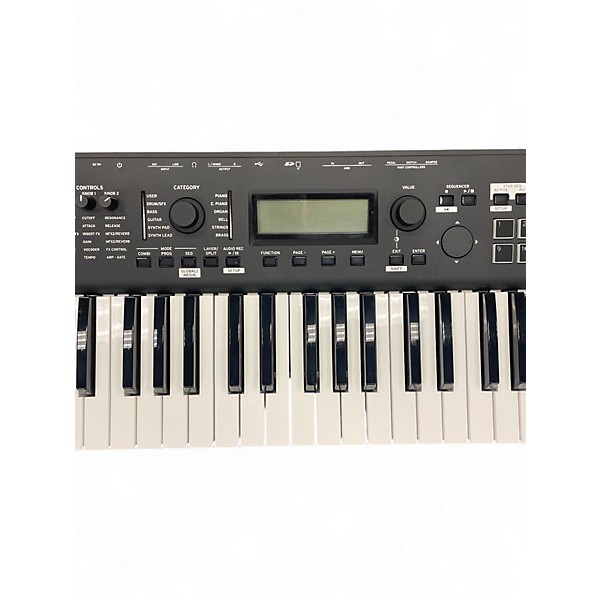 Used KORG KROSS 2 61 Key Keyboard Workstation